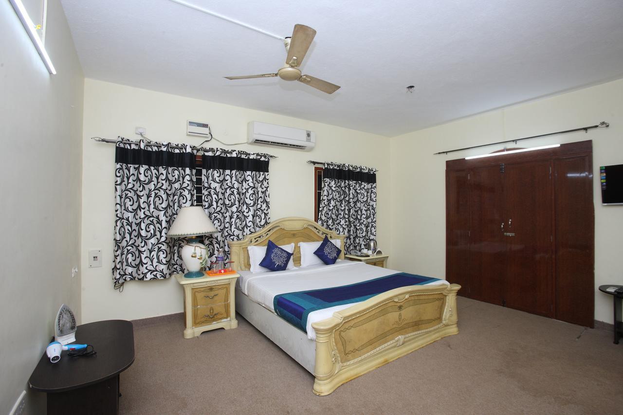 Oyo 935 Hotel Palkhee Mumbai Luaran gambar