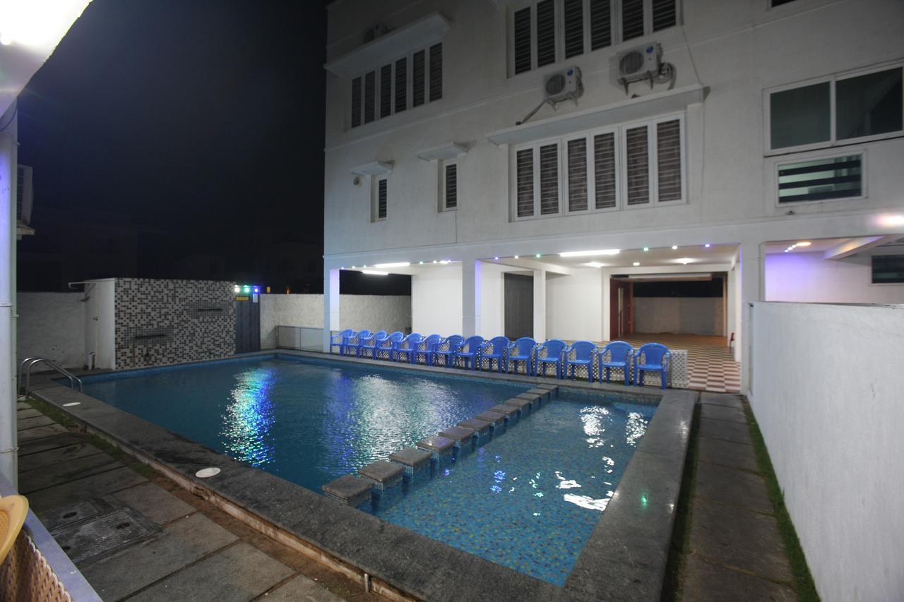 Oyo 935 Hotel Palkhee Mumbai Luaran gambar